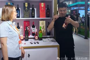 申花旧将王伟：经常自嘲“核武器”老梗 外号褒贬取决于自身表现